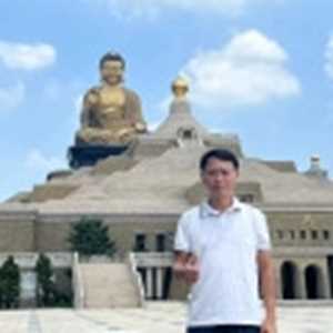 Trần Hữu Dũng