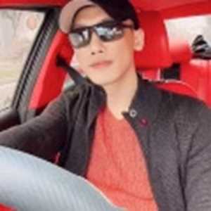 Hồ Hoàng Việt